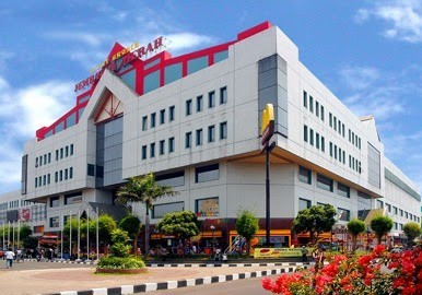 Jembatan Merah Plaza