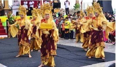 3. Tari Persembahan
