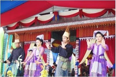 9. Tari Manduda
