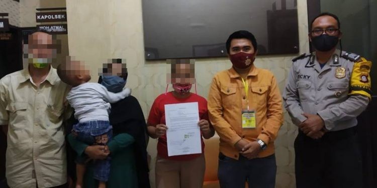Posting Soal BLT di Facebook, Ibu Rumah Tangga di Dungingi Dijemput Polisi