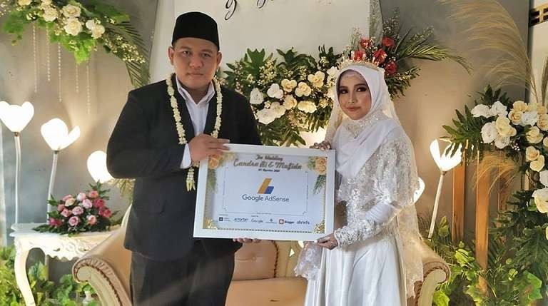 Viral Pria Ini Menikah Dengan Mahar Saldo Google Adsense