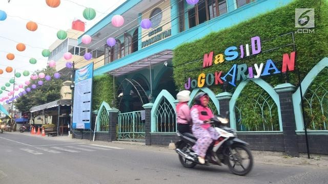 Inilah Masjid fenomenal Jogokaryan, Yogyakarta Masjid yang kas saldonya selalu Rp. 0,- saat diumumkan